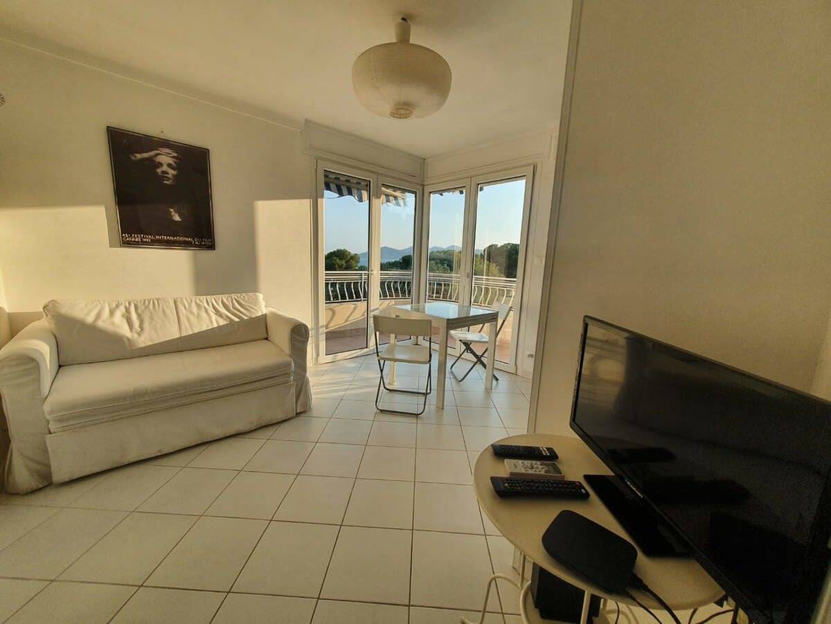 Apartamento entero, C060 Bel Appartement avec Vue Mer - Picaud in Cannes, Region de Cannes
