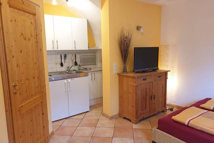 Ferienwohnung für 2 Personen, mit Terrasse und Garten sowie Sauna in Daisendorf