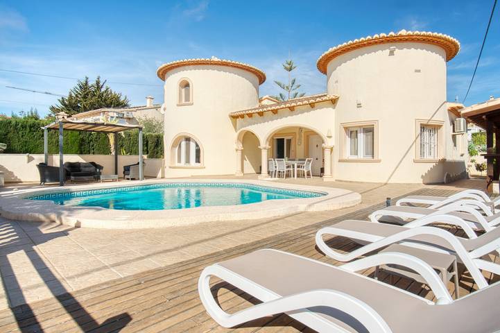 Villa pour 6 personnes, avec Jardin
