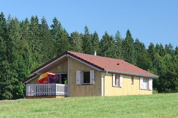 Gîte pour 4 personnes, avec piscine à Prénovel - 2
