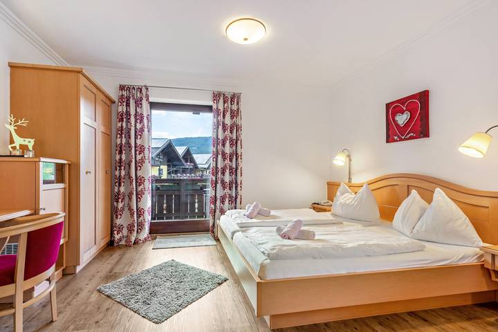 Ferienwohnung für 3 Personen, mit Balkon und Garten in Radstadt
