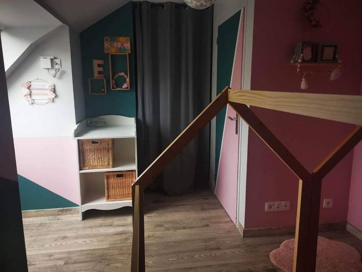 Location de vacances pour 7 personnes, avec vue ainsi que piscine et terrasse à Fay - 3