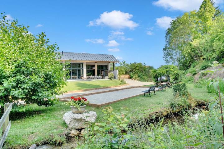 Gîte pour 14 personnes à Le Bourget-du-Lac - 2