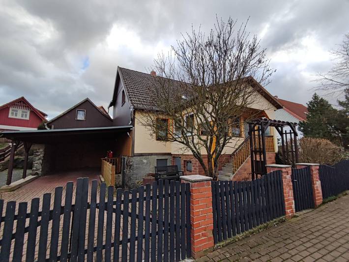Ferienhaus für 9 Personen, mit Balkon und Terrasse sowie Garten in Allrode