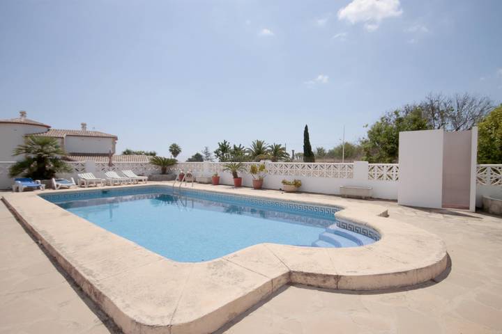 Casa rural para 8 personas, con terraza además de piscina y jardín, Familias con niños en Jávea - 3