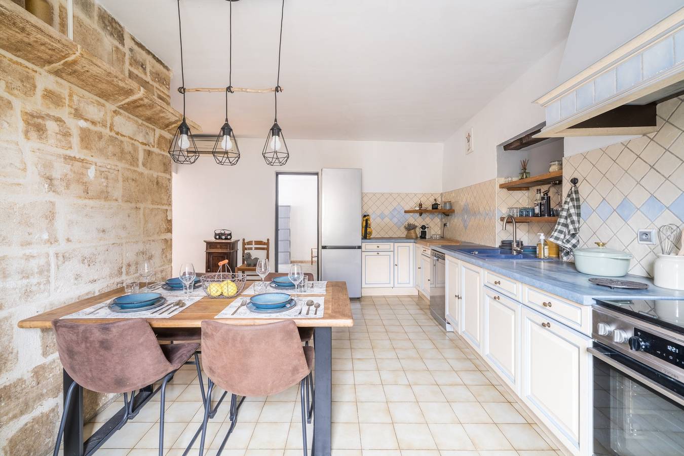 Ferienhaus für 6 Personen mit Terrasse in Cornillon, Nimes und Umgebung