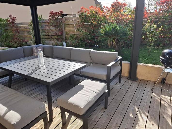 Location de vacances pour 8 personnes, avec terrasse et jardin à Saint-Père-Marc-en-Poulet - 4