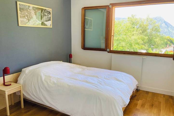 Chalet in the Alps with a view of the mountains in Le Sappey-en-Chartreuse, Isère