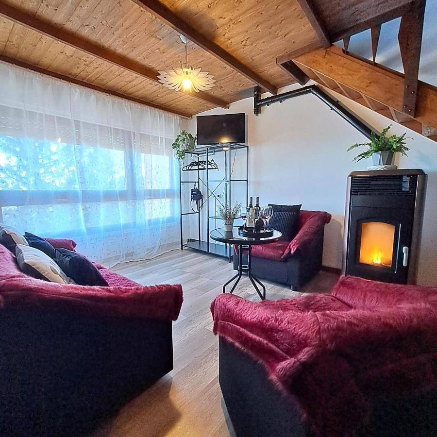 Appartamento intero, Chalet Vista Mare in Sarnano, Parco nazionale dei Monti Sibillini