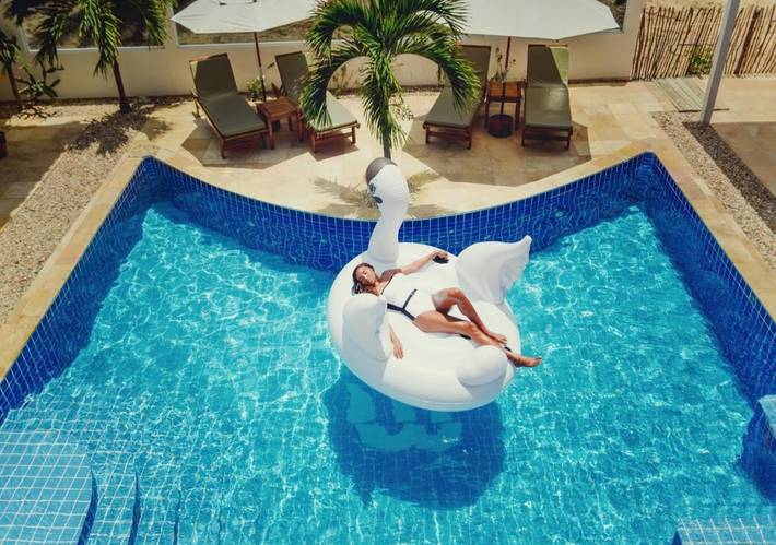 Pousadas para 2 pessoas, com jardim e piscina e ainda vista and balcão em Itarema