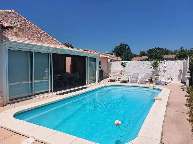 Maison 6 Personnes in Solliès-Pont, Toulon region