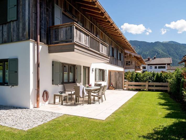 Ferienwohnung für 3 Personen, mit Terrasse und Garten