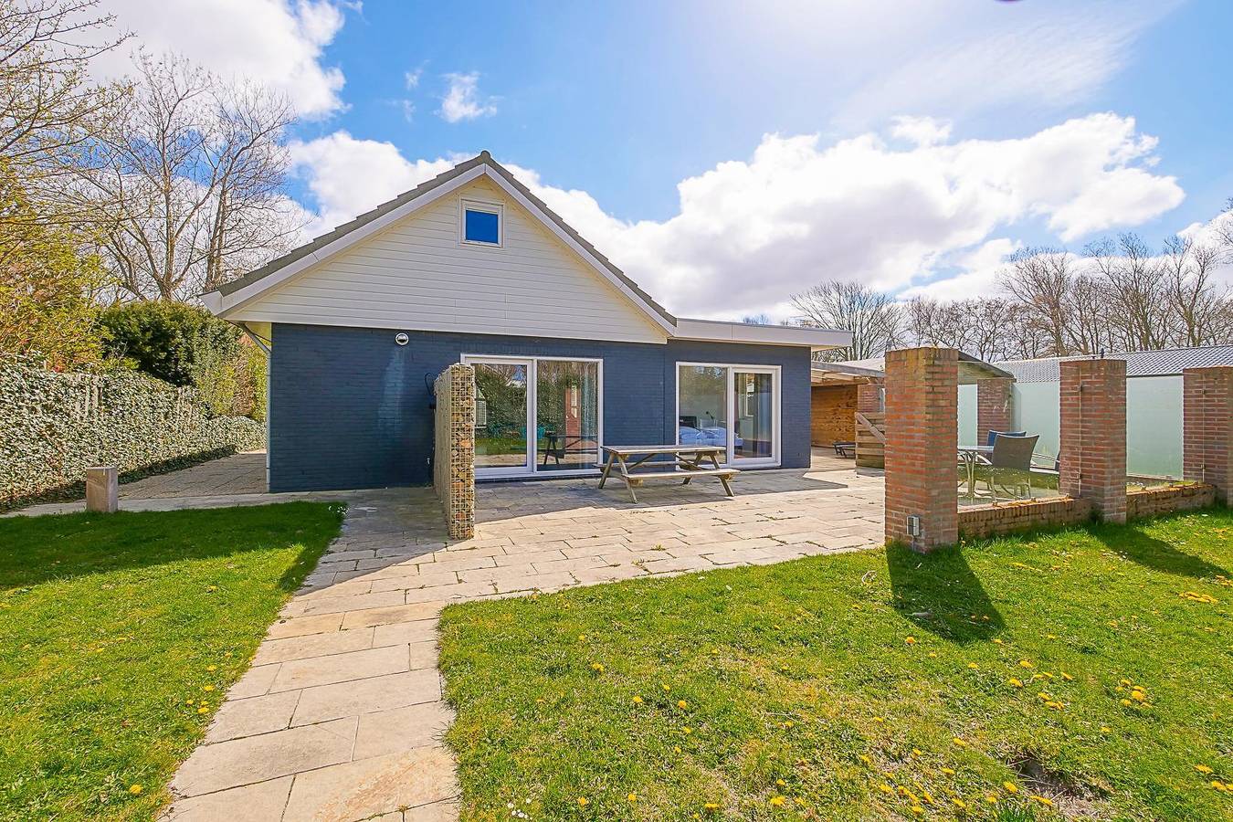 Vrijheid aan de kust — Duyngans in Julianadorp aan Zee, Julianadorp