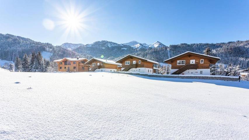 Ferienwohnung für 2 Personen, mit Ausblick und Pool sowie Garten in Fieberbrunn