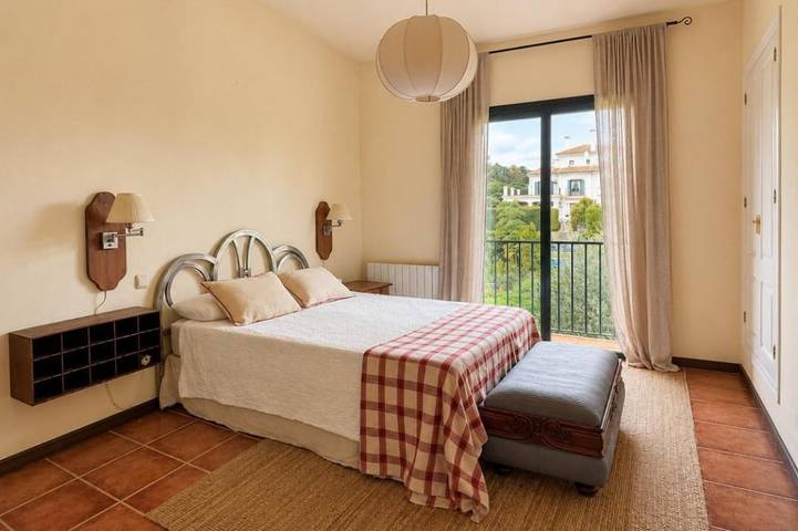 Casa rural para 10 personas, con Balcón además de Terraza y Piscina en Sotogrande - 4