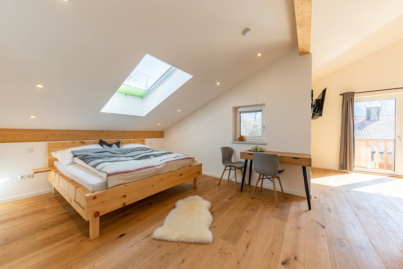 Ganze Ferienwohnung, Haus Margreiter - Zimmer Hochries mit Blick in die Natur in Nußdorf am Inn, Bayerische Alpen