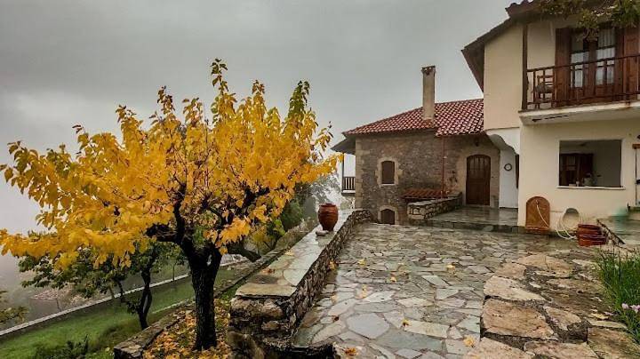 Arcadianis Villa at Psari Trikolonon Gortynia in Psari Arkadias, Peloponez
