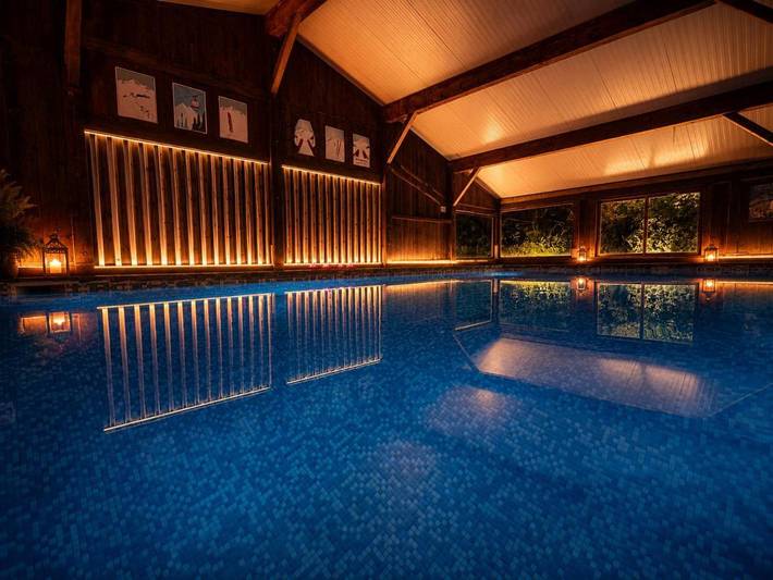 Hôtel pour 2 personnes, avec vue et piscine ainsi que jardin et sauna