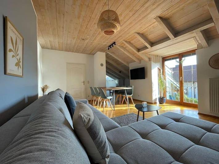 Ferienwohnung für 8 Personen, mit Ausblick und Balkon - 1