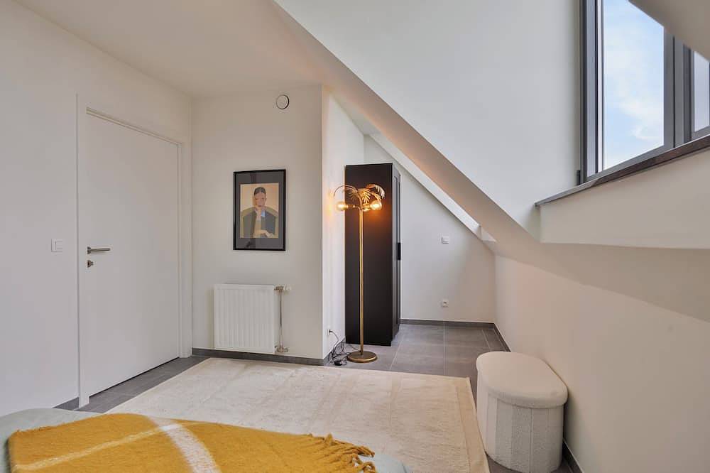 Appartement entier, Spacious 2 bedroom apartment with parking in Machelen (Brabant flamand), Brabant flamand