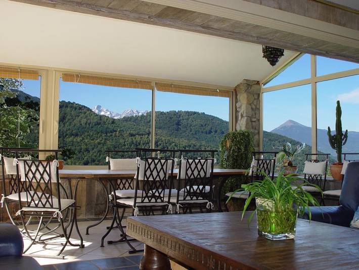 Gîte pour 6 personnes, avec jardin et terrasse à Ercé - 3