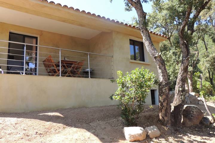 Villa für 4 Personen, mit Garten und Balkon auf Korsika