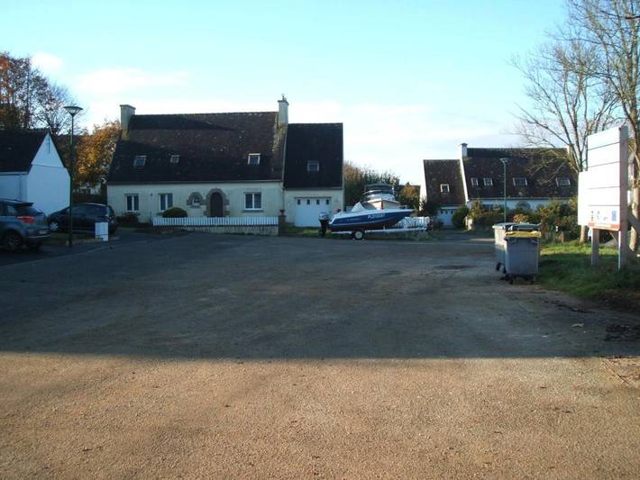 Location de vacances pour 4 personnes, avec vue et jardin, adapté aux familles à Plonévez-Porzay - 2