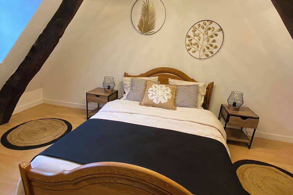 Apartamento entero, Cosy apartment in the center of town  in Lesneven, Región de Brest