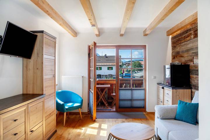 Ferienwohnung für 2 Personen, mit Balkon in Krün