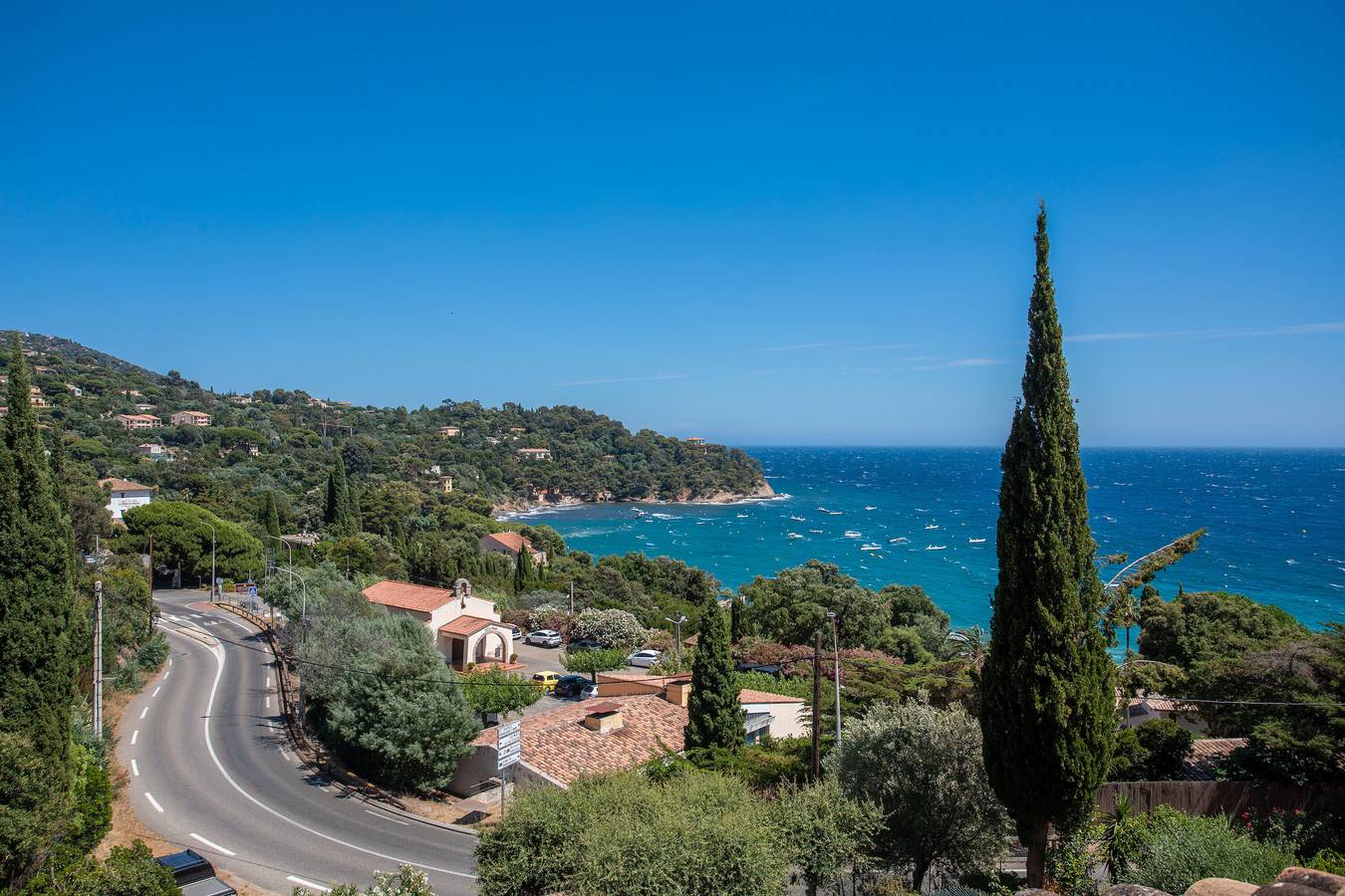 Maison de vacances 'La Dolce Vita' avec vue sur la mer, Wi-Fi et climatisation in Rayol-Canadel-sur-Mer, Région de Draguignan