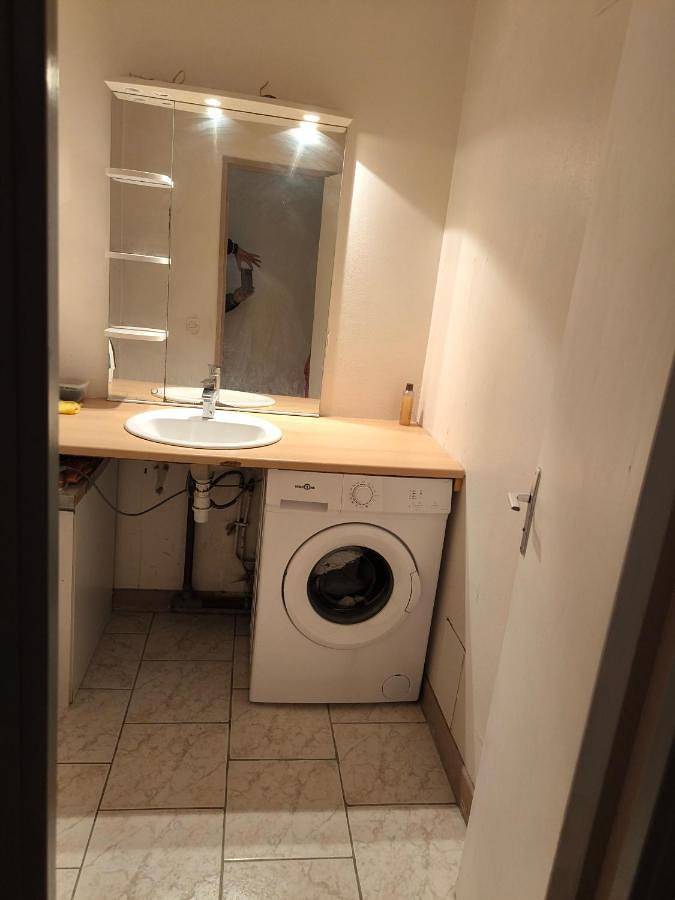 Gîte pour 2 personnes, avec vue et balcon à Vénissieux - 4