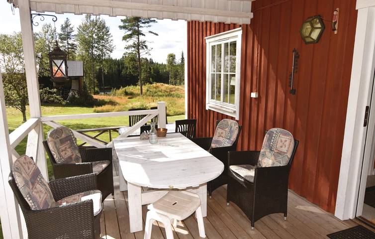 Ferienhaus für 10 Personen, mit Seeblick und Garten sowie Terrasse, kinderfreundlich in Värmland - 2