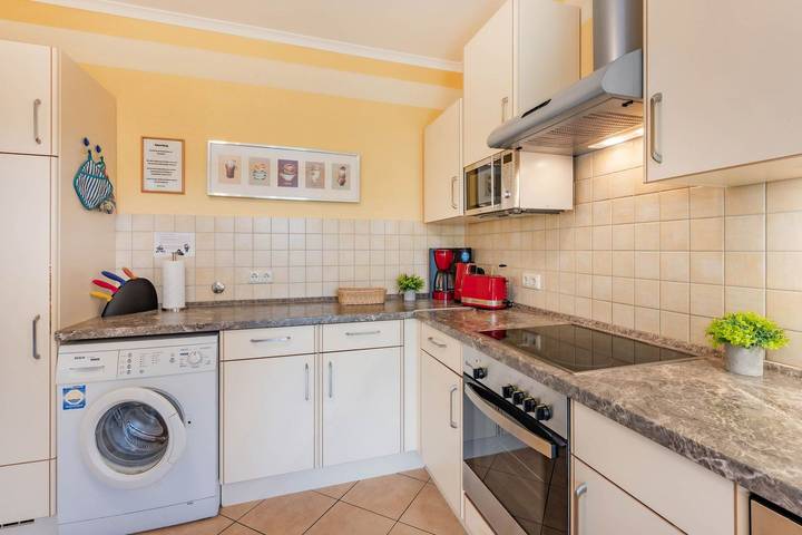 Familienfreundliche Ferienwohnung mit Garten und Kamin in Karlshagen, Usedomer Norden