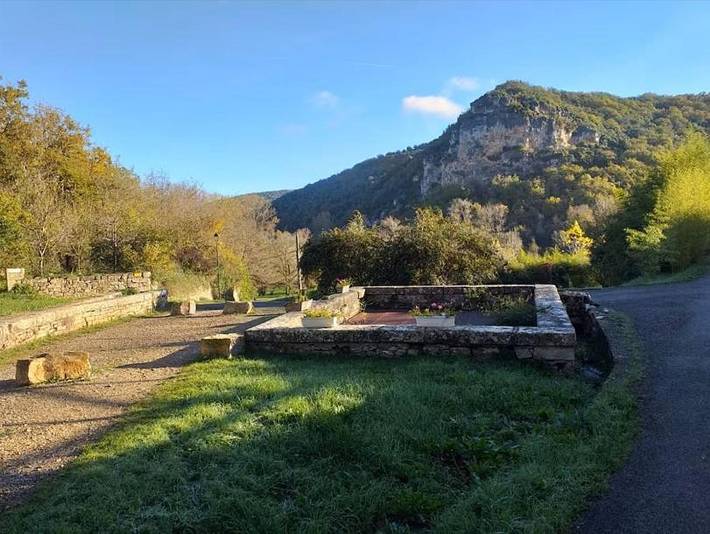 Maison d’hôte pour 2 personnes, avec terrasse ainsi que jardin et vue