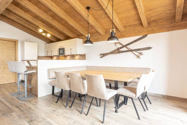 Ferienhaus für 10 Personen, mit Balkon und Terrasse sowie Sauna und Seeblick in Uttendorf - 3