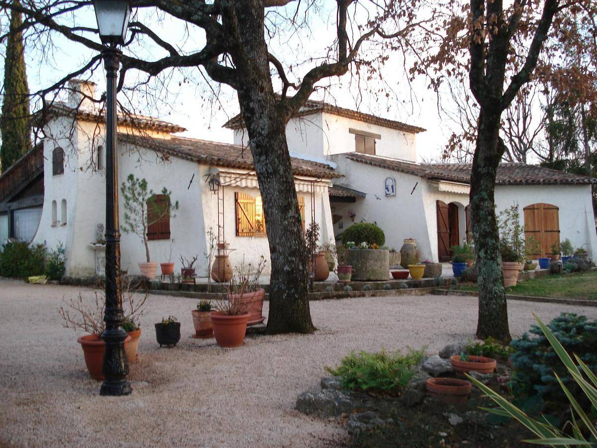 Laserregnol in Saint-Cézaire-sur-Siagne, Côte méditerranéenne (France)