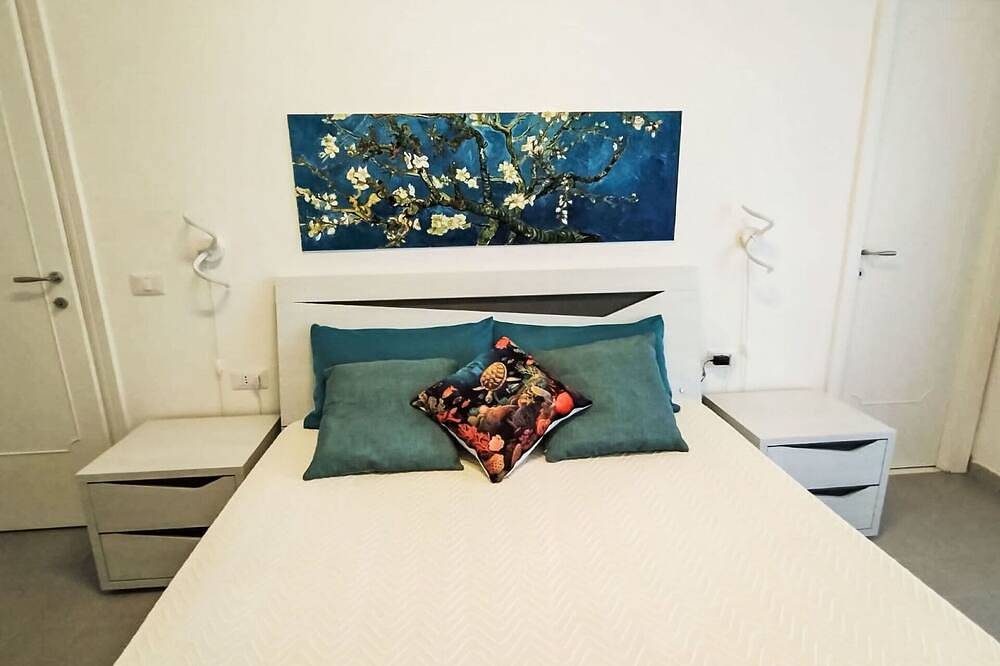 Entire apartment, Nice apartment for 4 people with A/C, Wifi, Tv and balcony in Terracina, Agro Pontino
