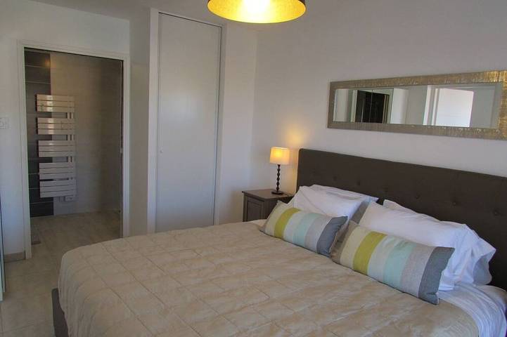 Ganze Wohnung, T2 von 54 m2 im 2. Stock 2/4 Pers 1 Schlafzimmer WiFi Klimaanlage Parkplatz Aufzug in La Côte Vermeille, Port-Vendres