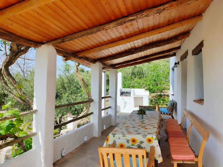 Casa rural para 5 personas, con jardín además de vistas y piscina en Montecorto - 4