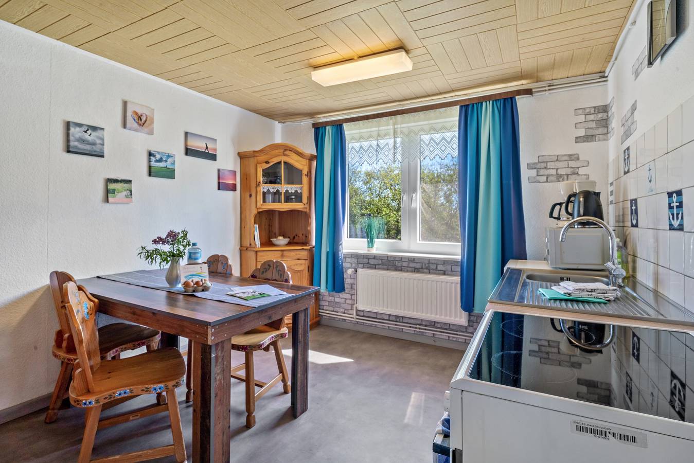 Ganze Wohnung, Ferienwohnung 'Ferienhof Knudsen, Seehase' mit Gemeinschaftsterrasse, Garten & Wlan in Pellworm, Nordseeküste