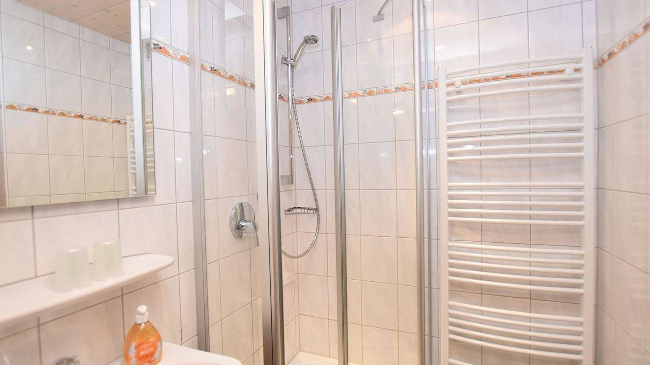 Ganze Ferienwohnung, Ferienwohnung für 4 Personen (60 m²) in Bad Bayersoien in Bad Bayersoien, Romantische Straße