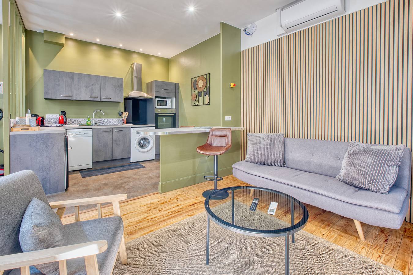 Appartement entier, Appartement cosy à Eymet – Climatisé, pour 2 personnes, à deux pas des restaurants et du village in Eymet, Périgord Pourpre