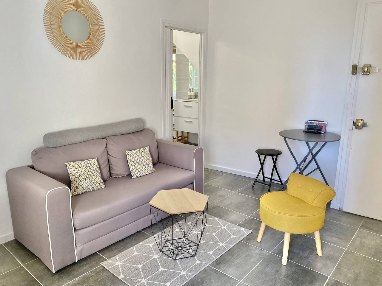 Entire apartment, Capucins in Menton, Mediterranean Coast (France)