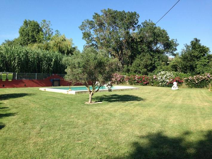 Chambre d’hôte pour 2 personnes, avec Terrasse ainsi que Jardin et Piscine