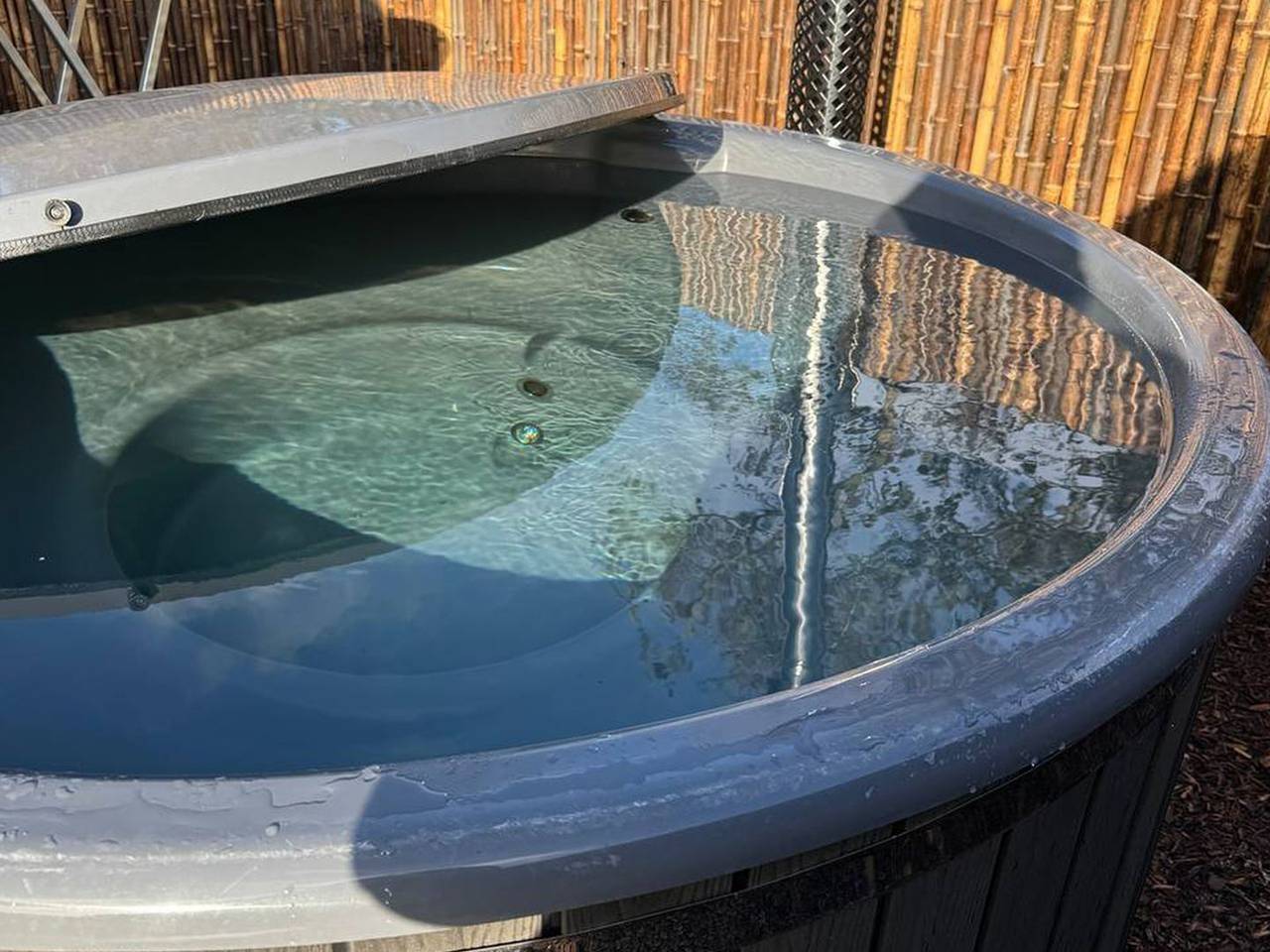 Haus Strandhüsken, Freistehendes Ferienhaus am Spielplatz mit Sauna in Sehestedt (Jade), Jade