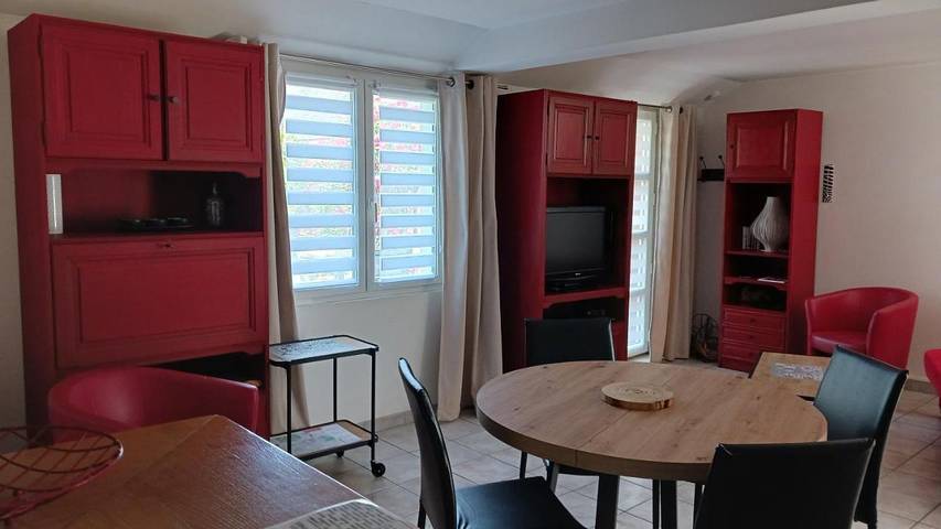 Location de vacances pour 4 personnes, avec jardin à Saint-Doulchard - 4