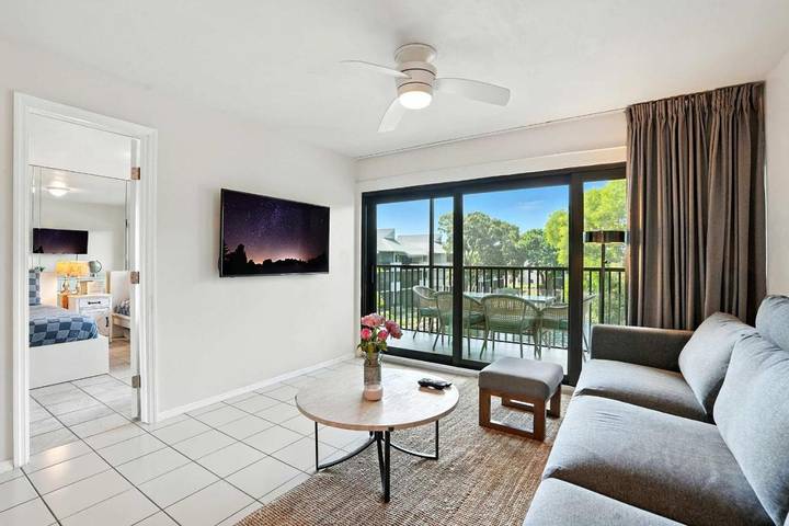 Hus för 6 Personer, med terass och pool - 1