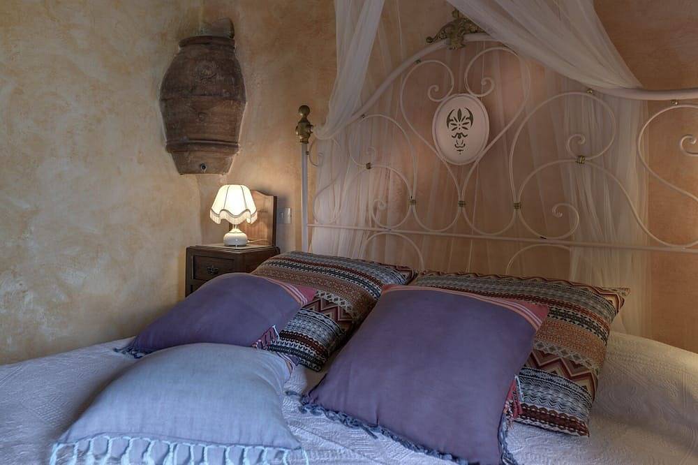 Hel lägenhet, Crevole Apartment in a Historic Estate near Siena with swimmingpool in Murlo, Siena provins