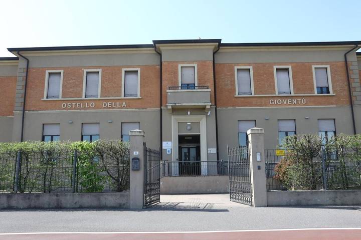 Appartamento per 4 persone, con giardino e panorama, adatto a famiglie con bambini a Parma