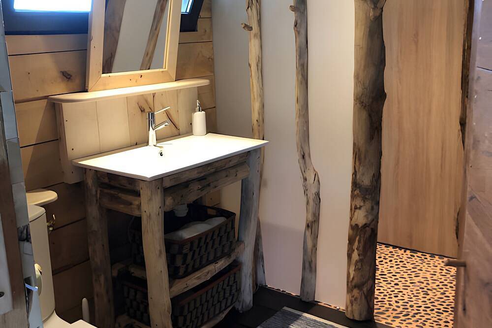 Cabin by the Pond - Brissac in Brissac-Quincé, Angers region